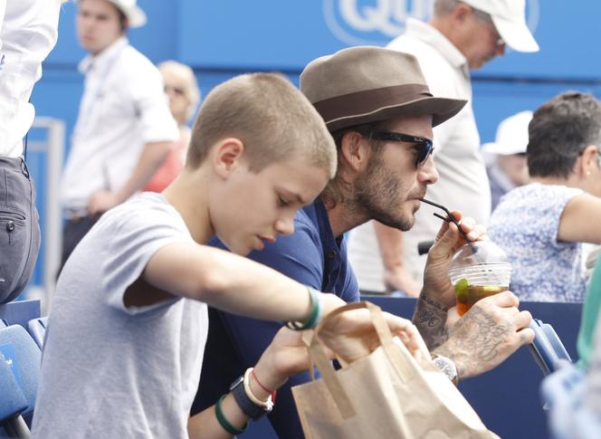 David Beckham i jego syn Romeo Beckham na meczu tenisa