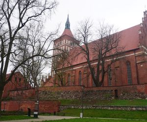 To najpiękniejszy zabytek w woj. warmińsko-mazurskim według AI. „Zachwyca strzelistą sylwetką”