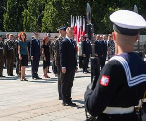 Obchody Święta Wojska Polskiego na pl. Piłsudskiego