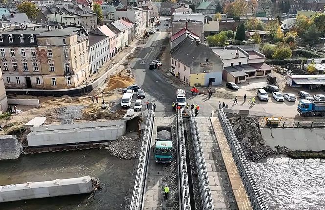 Otwarcie mostu tymczasowego w Głuchołazach