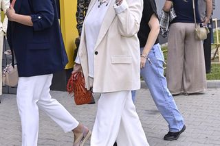 Gwiazdy na jesiennej ramówce Polsatu błyszczały błękitem i dekoltami poniżej pasa. Tylko Ada Fijał i Kasia Cichopek przełamały sztampę