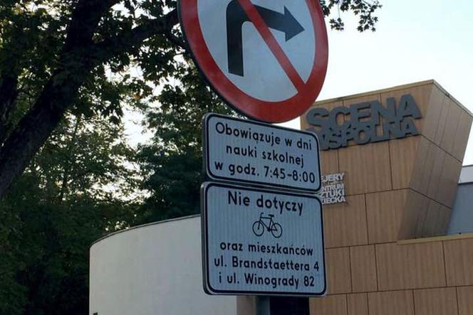 ZAKAZ podwożenia dzieci pod szkoły! Poznań to pierwsze miasto w Polsce