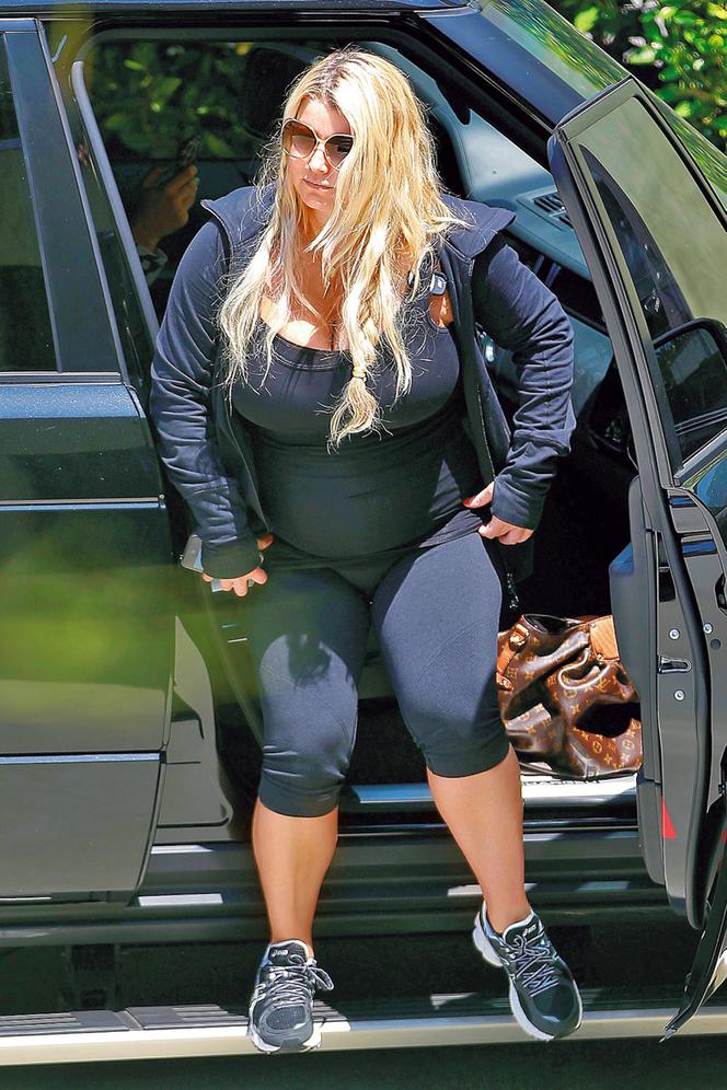 Jessica Simpson w pół roku schudła 32 kg!