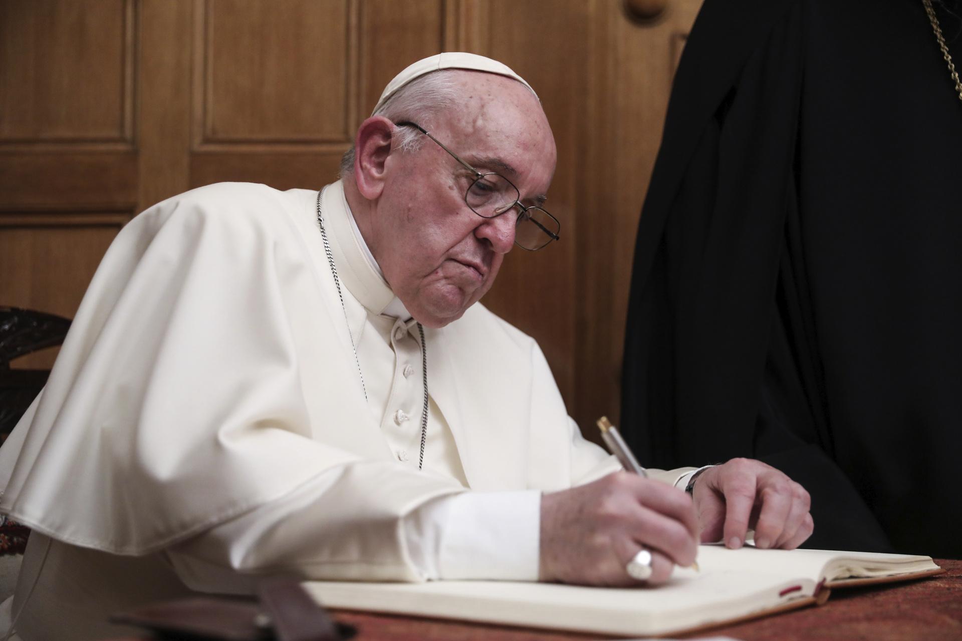 More information about Pope Francis' illness!  The Holy Father was forced to cancel the session again.  Pope Francis is sick again – Super Express