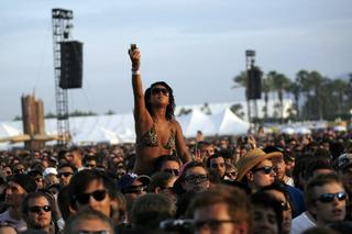 Coachella 2024 - gwiazdy. Kto w tym roku wystąpi na słynnym festiwalu? [LINEUP]