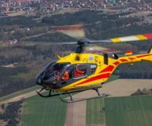 Zjeżdżalnia przewróciła się na dzieci. Lądował śmigłowiec LPR