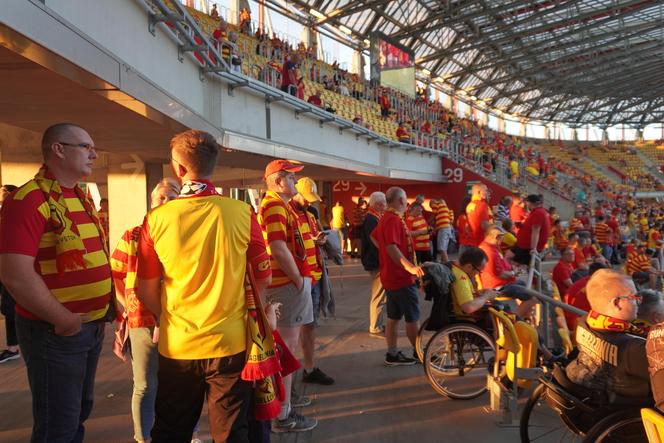 Jagiellonia-Poniewież. Liga Mistrzów i Eska Summer City na Stadionie Miejskim w Białymstoku