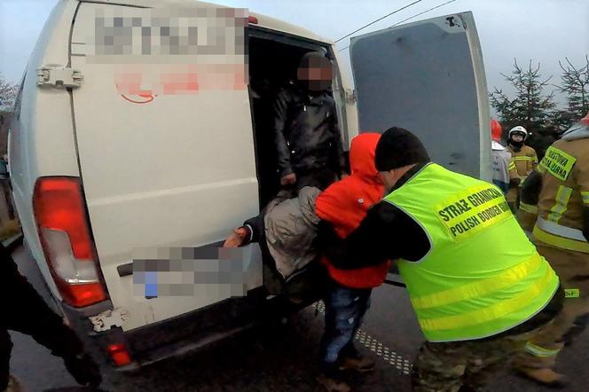 Przemyt ludzi na Podhalu. Straż graniczna zatrzymała 24 cudzoziemców
