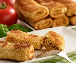 Jak zrobić naleśniki na krokiety? Przepis na ciasto naleśnikowe do krokietów