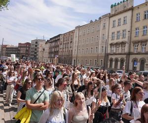 Juwenalia Śląskie 2024. Korowód przeszedł ulicami Katowic. Studenci mają klucze do miasta