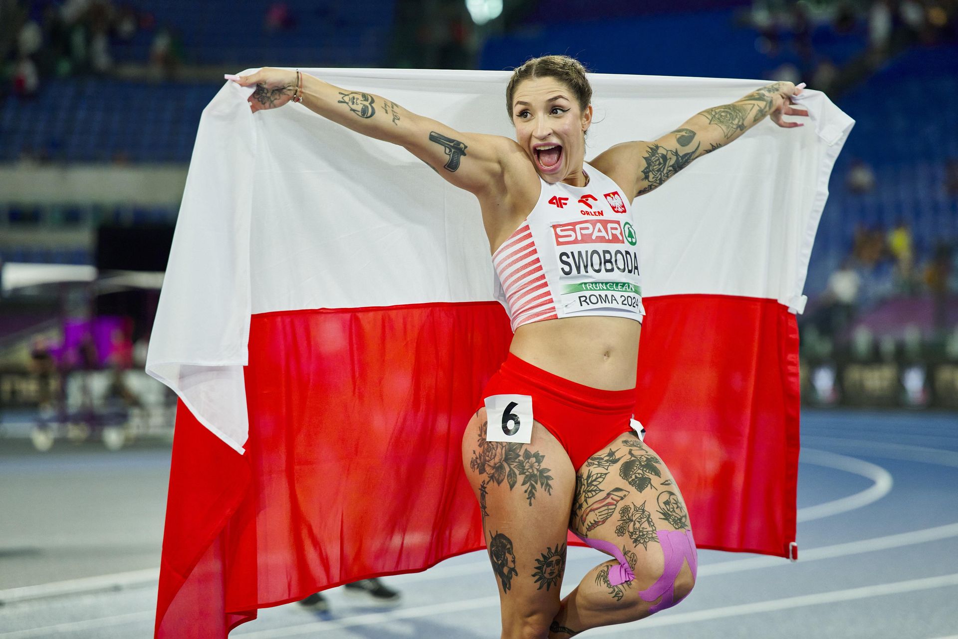 Tak Ewa Swoboda wyglądała bez tatuaży! Niesamowite, jak bardzo zmieniła się w zaledwie kilka lat