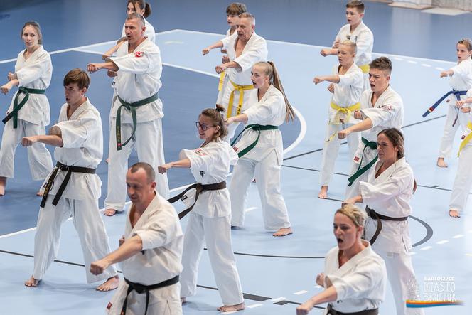 Bartoszyce: Hala widowiskowo-sportowa oficjalnie otwarta. Zobacz, jak wygląda