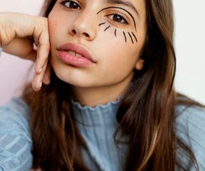 Boho to coś więcej niż styl w modzie. Poznaj jego zasady 