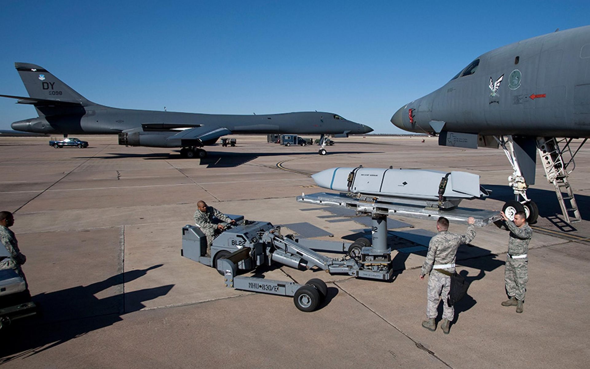 B-1B Lancer
