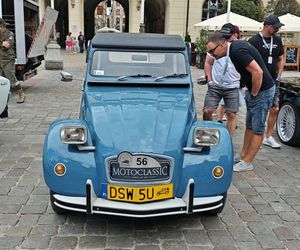 Parada zabytkowych samochodów