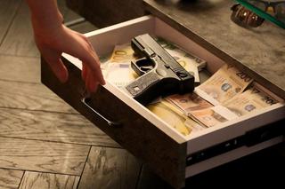 M jak miłość odc. 1799. Pistolet Roberta