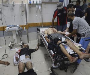 Strefa Gazy/ 74 zabitych w atakach Izraela, z czego 30 w nalocie na nadmorską kawiarnię.