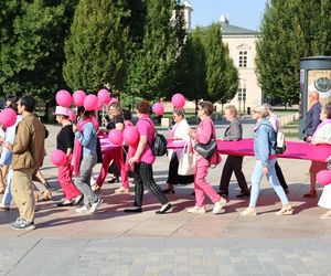 W centrum Lublina królował róż! Przez miasto przeszedł Marsz Różowej Wstążki