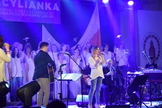 Koncert muzyki chrześcijańskiej przyciągnął tłumy! Zobacz zdjęcia z Cecylianki [GALERIA, AUDIO]