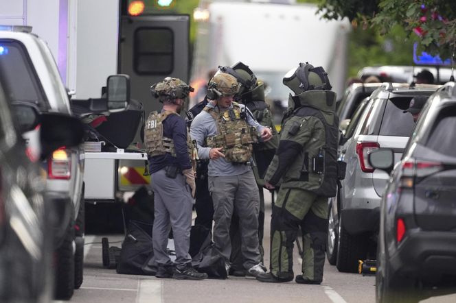 Zaatakował miotaczem ognia demonstrantów w Kolorado