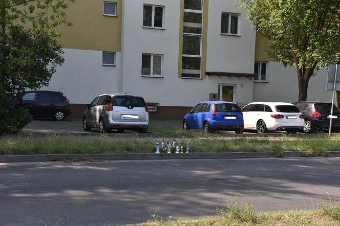 Tragiczny wypadek przy ul. Podgórskiej w Toruniu. 13-letnia Paulina wbiegła pod samochód