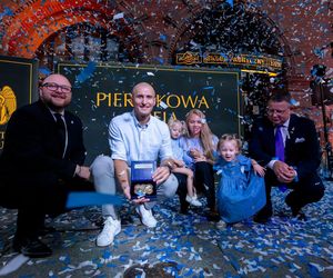 Odsłonięto nową Katarzynkę w toruńskiej Piernikowej Alei Gwiazd. Zobaczcie, kogo wyróżniono [GALERIA]