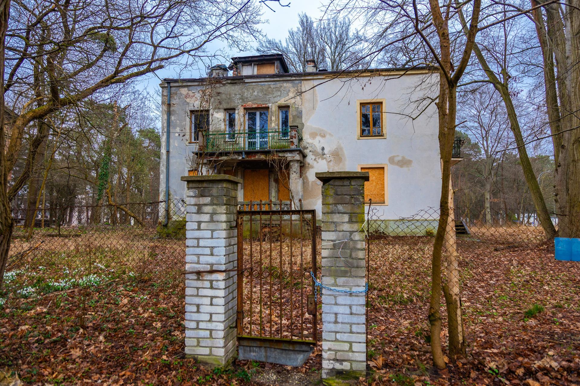 Konstancin-Jeziorna. Opuszczone wille - zobacz zdjęcia rezydencji, które kiedyś zachwycały