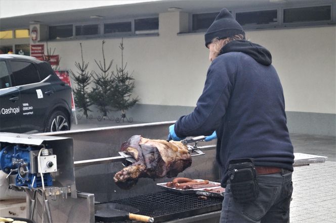 Magia świąt w Fordonie! Byliśmy na Akademickim Jarmarku Bożonarodzeniowym [ZDJĘCIA]