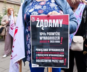 Protest ZNP przed Ministerstwem Edukacji