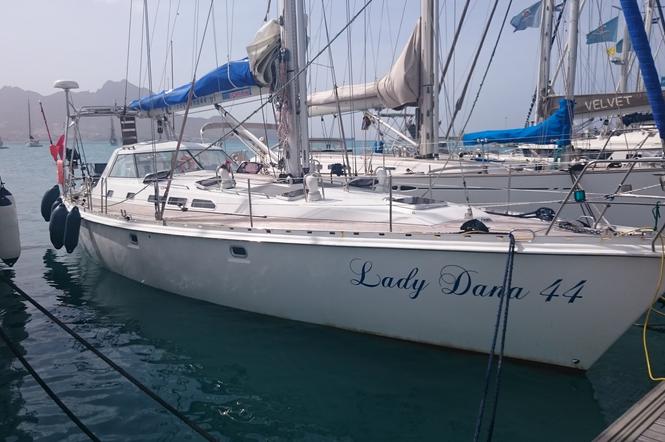 Jacht Lady Dana 44