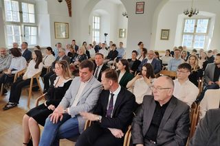 Stypendia dla uzdolnionej młodzieży z Leszna 