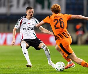 Legia - Szachtar: transparent kibiców