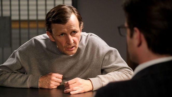 M jak miłość odc. 1872 po wakacjach. Święcicki (Artur Paczesny), jego brat Błażej (Adrian Budakow)