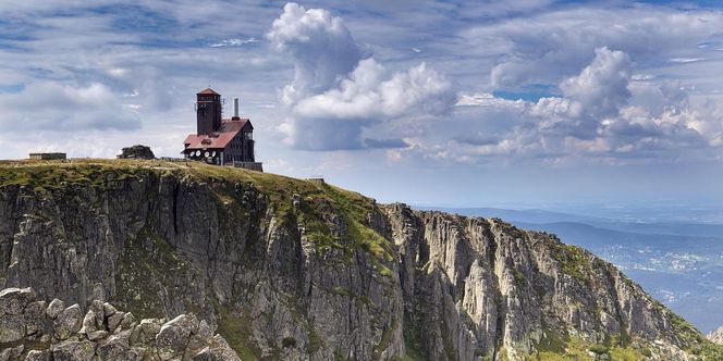 Miasto na Dolnym Śląsku jest siedzibą parku narodowego. Chwalił je nawet prezydent USA