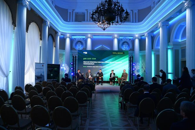 Odporność infrastruktury krytycznej w obliczu zagrożeń hybrydowych i konwencjonalnych