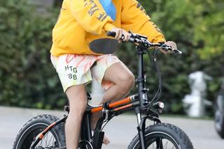 Justin Bieber na rowerze