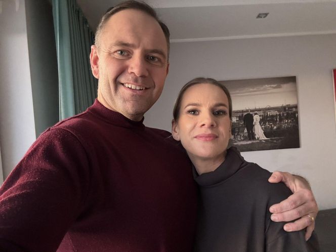 Karol Nawrocki i Marta Nawrocka z rodziną