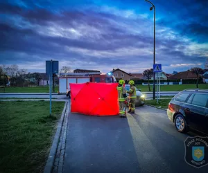 Zwłoki mężczyzny na osiedlowej drodze. Mężczyzna był wojskowym