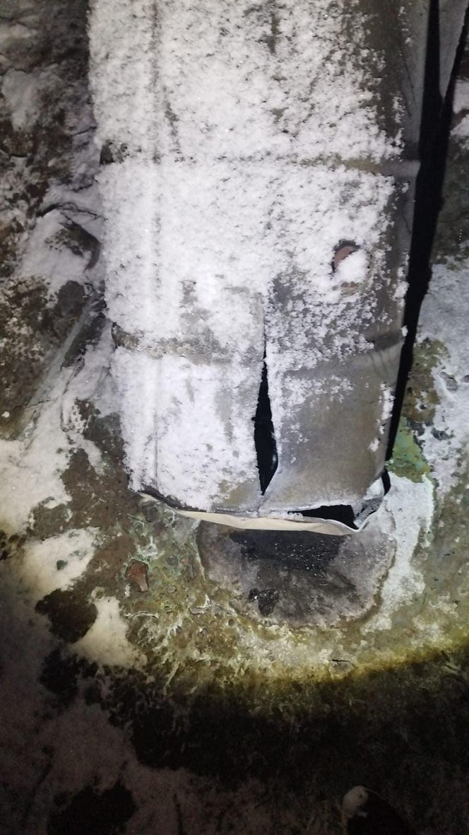 Przecinał beczki szlifierką, doszło do wybuchu. Poważnie ranny mężczyzna po wypadku koło Rawicza