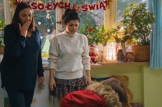 M jak miłość świąteczny odcinek specjalny. Wigilia Mostowiaków. Kinga (Katarzyna Cichopek),  Krysia Filarska (Hanna Mikuć)