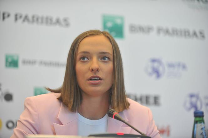 Świątek - Radwańska O której godzinie mecz dzisiaj Kraków 23.07 Tenis O której mecz Świątek - Radwańska GODZINA meczu dzisiaj