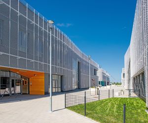 Farby KABE. Tynki silikonowe ARMASIL T w systemach ociepleń KABE THERM – najlepsza ochrona elewacji