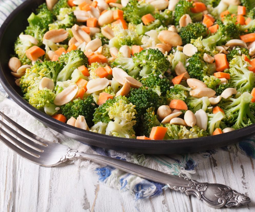 Surówka z marchewki i brokuła