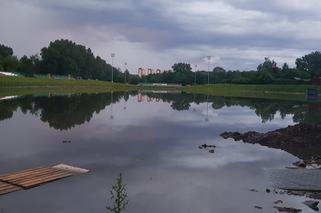 Krajobraz po burzach i ulewach na Śląsku i w Zagłębiu. Zalało ulice Czeladzi, Bytomia, Rudy Śląskiej [ZDJĘCIA,WIDEO]