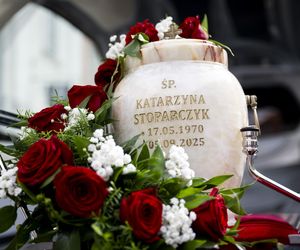 Ostatnia książka Katarzyny Stoparczyk. Zdążyła ją zamknąć na 2 tygodnie przed śmiercią. Historia Stanisława Tyma łamie serce