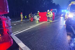 Tragiczny wypadek na DK 10 w Przyłubiu! Nie żyje jedna osoba, a kilka zostało rannych [ZDJĘCIA]