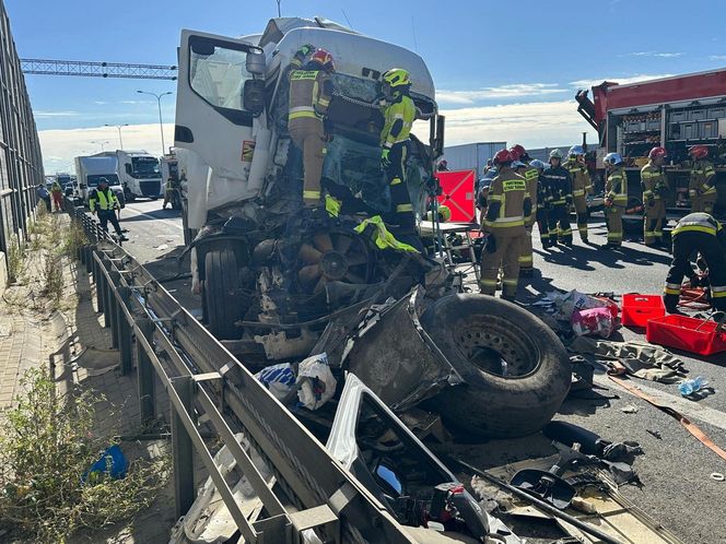Na trasie S2 w rejonie Ursusa doszło do poważnego wypadku