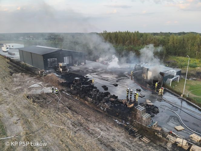 Pożar w bazie firmy transportowej w gm. Łuków