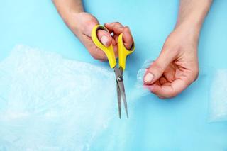  DIY – torebka z foliowej włóczki – instrukcja wykonania (3)