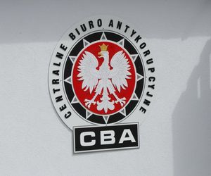 Afera Collegium Humanum. Prorektor prywatnej uczelni z Łodzi zatrzymana na Okęciu przez CBA